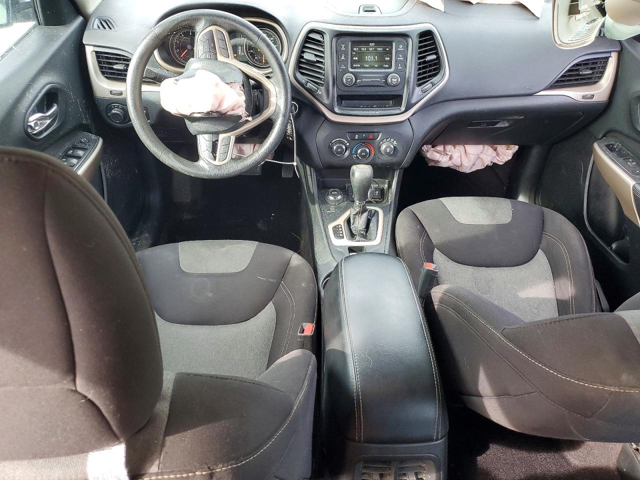 Jeep Cherokee Sport