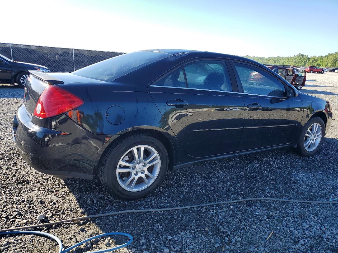 Pontiac G6 Se1