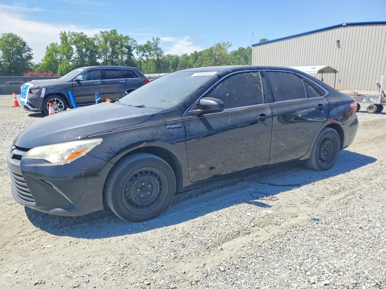 Salvage Toyota Camry Image