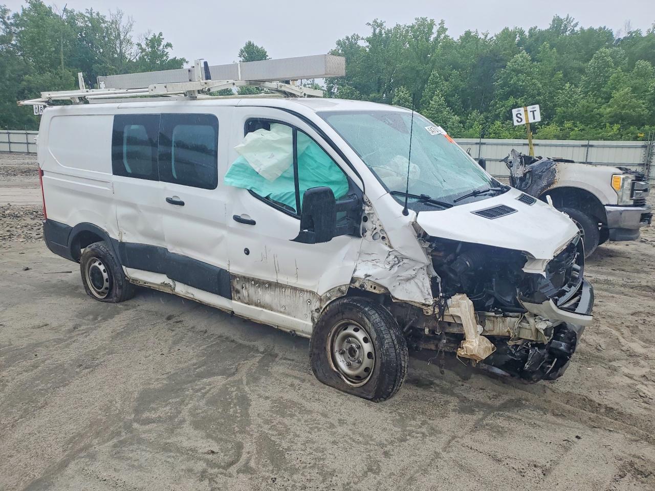 Ford Transit T-250