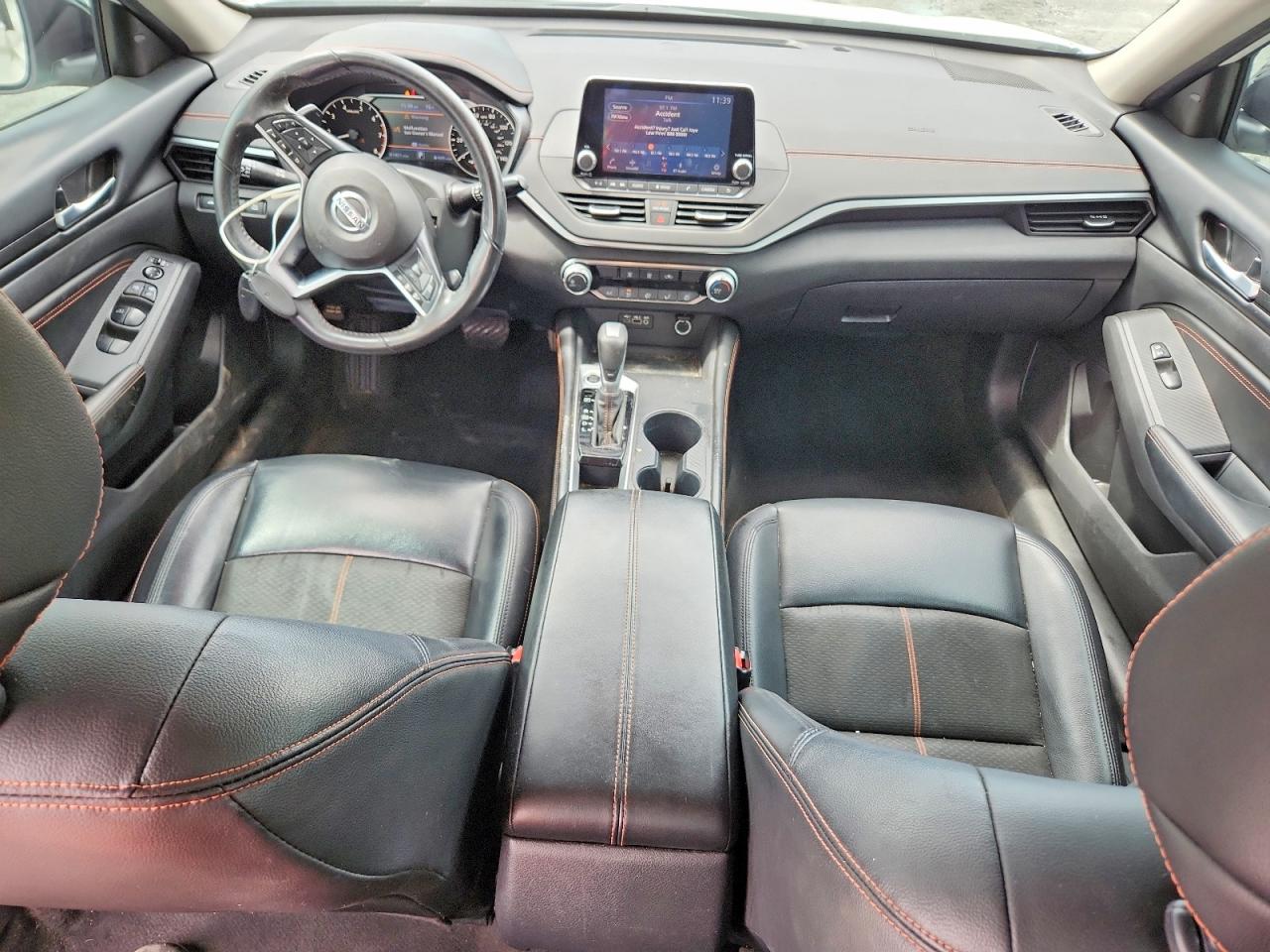 Nissan Altima Sr
