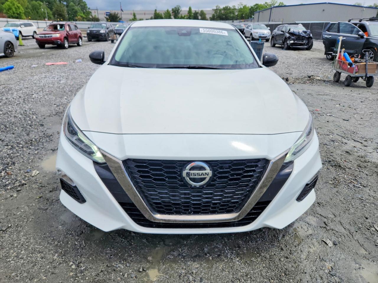 Nissan Altima Sr