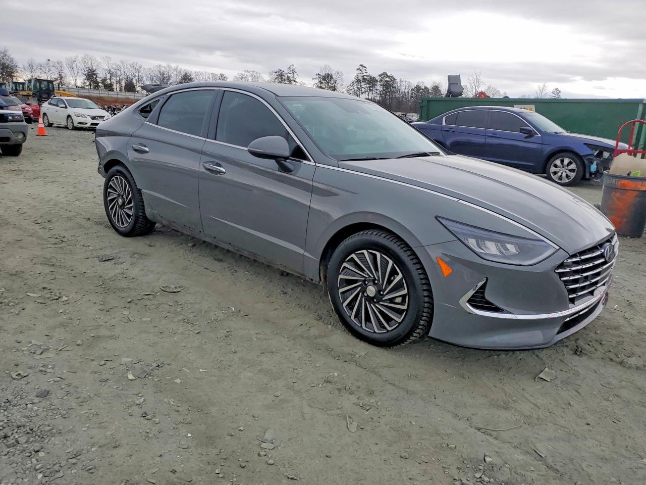 Hyundai SONATA Hybrid