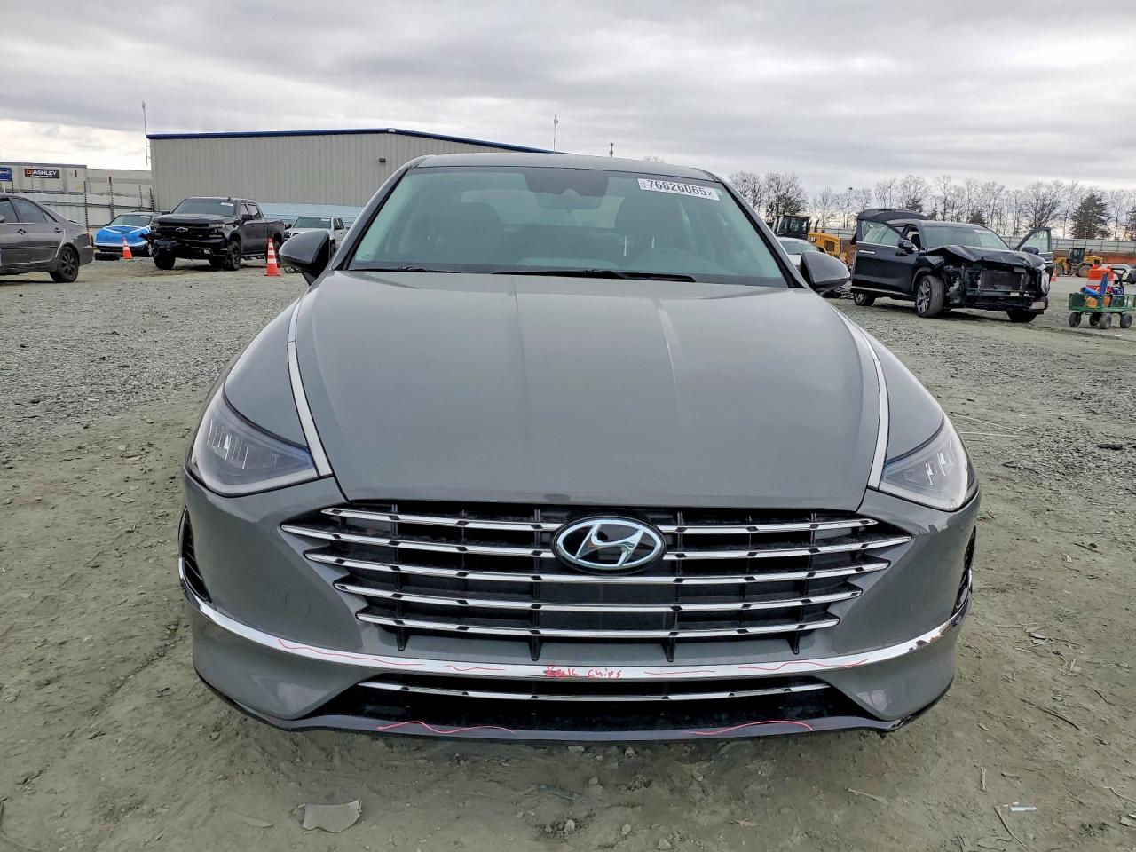 Hyundai SONATA Hybrid