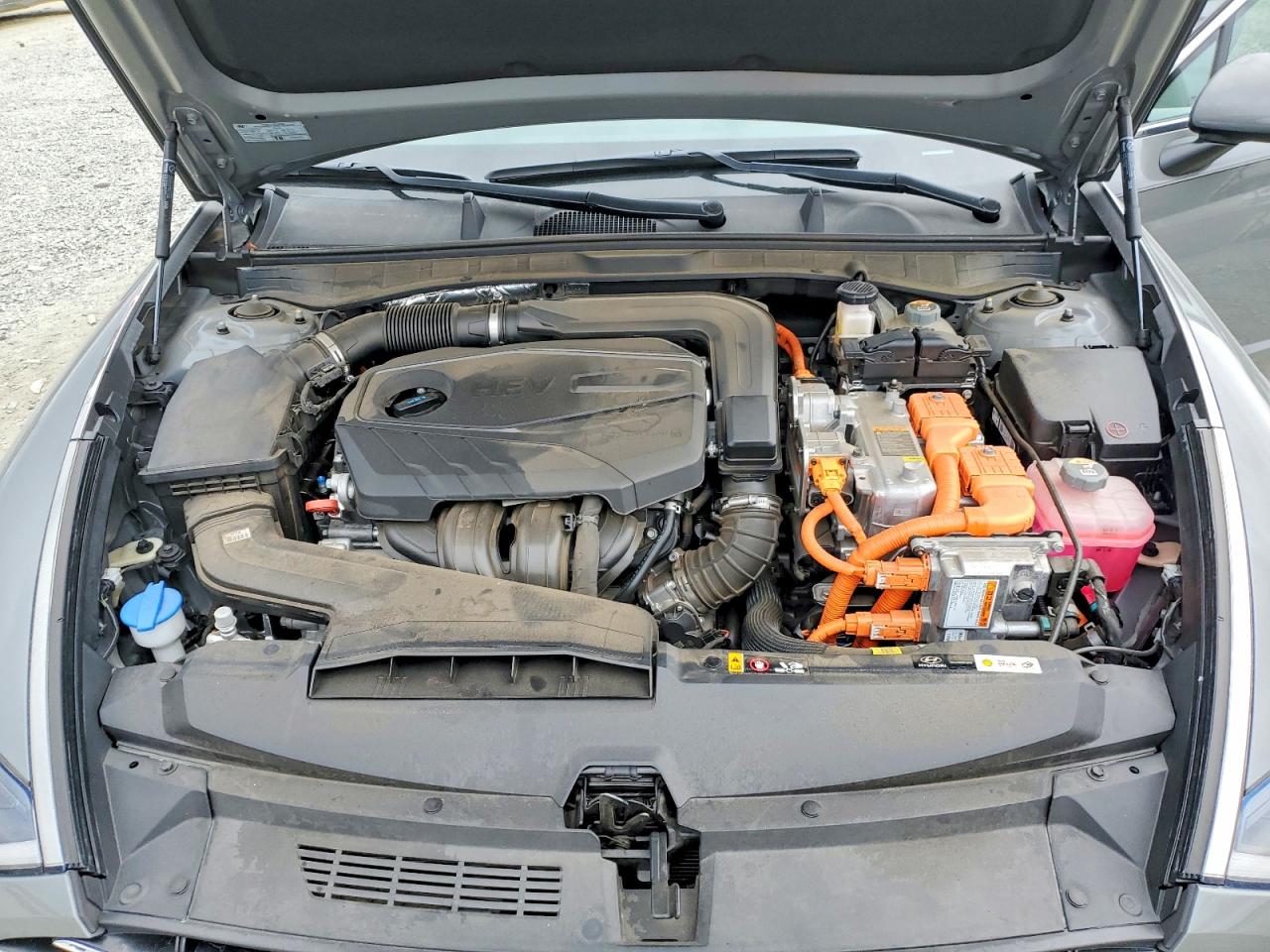 Hyundai SONATA Hybrid