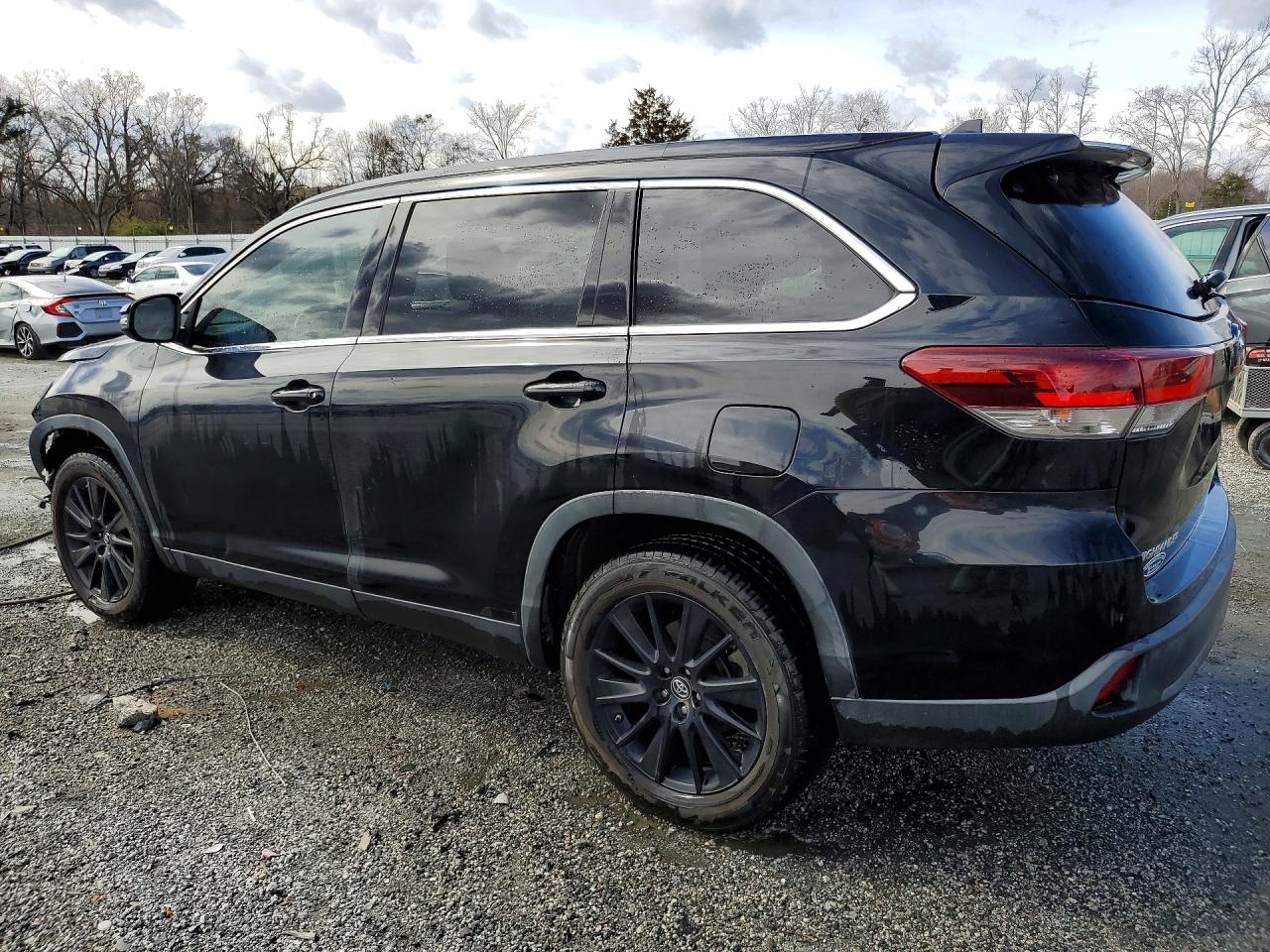 Toyota Highlander Se