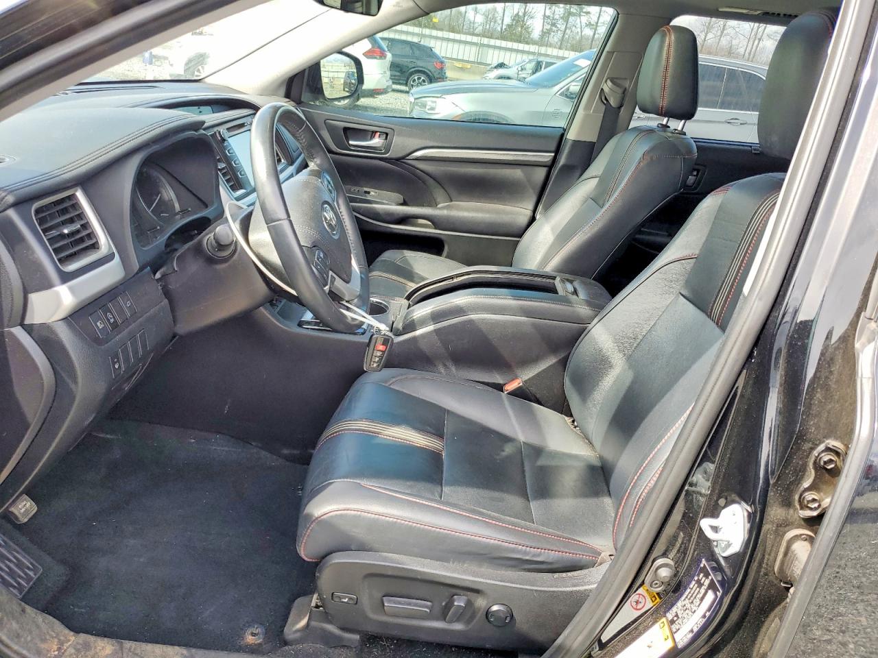 Toyota Highlander Se