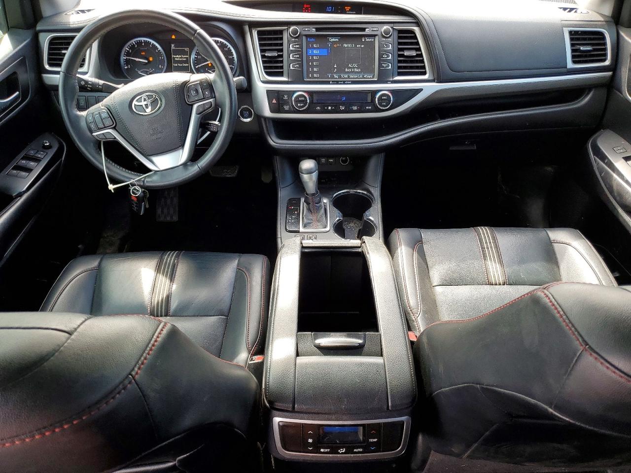 Toyota Highlander Se