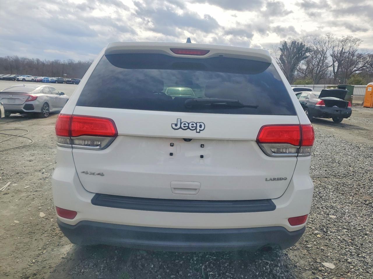 Jeep Grand Cherokee Laredo