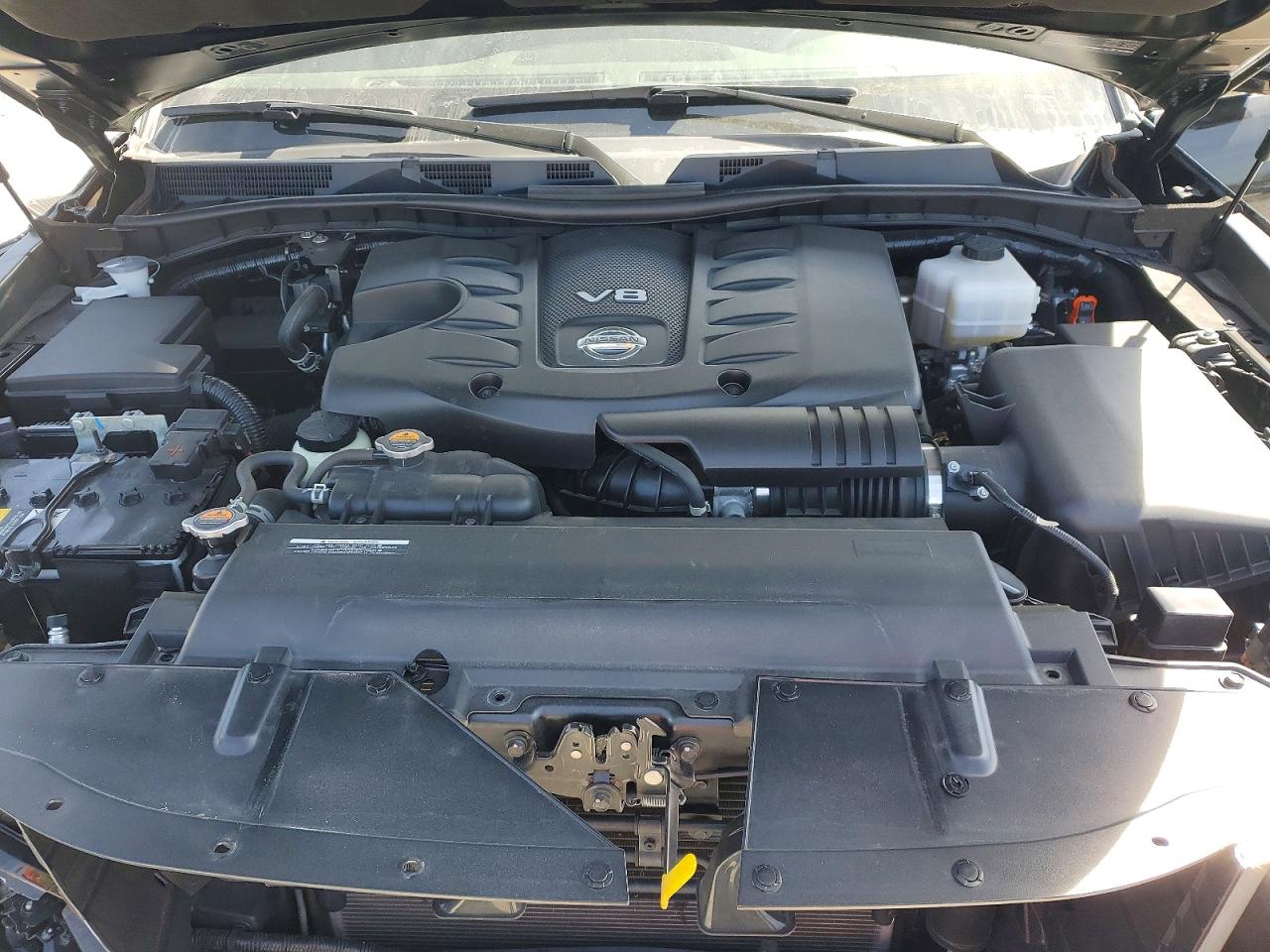Nissan Armada Platinum