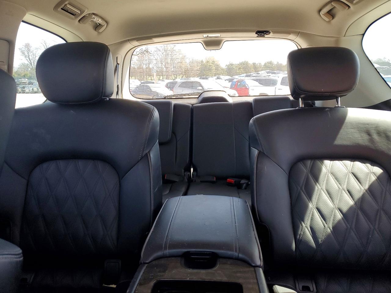 Nissan Armada Platinum