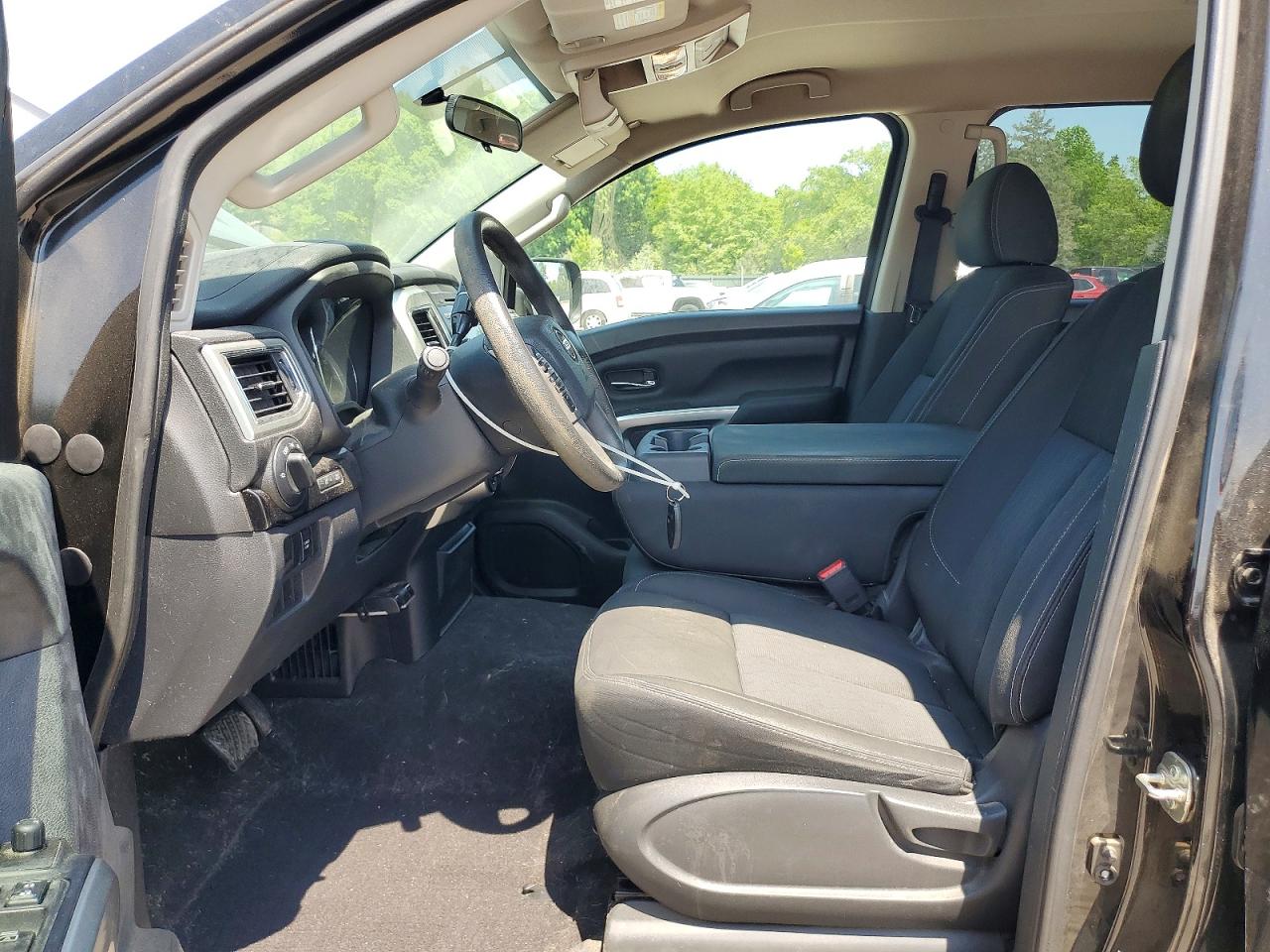 Nissan Titan S