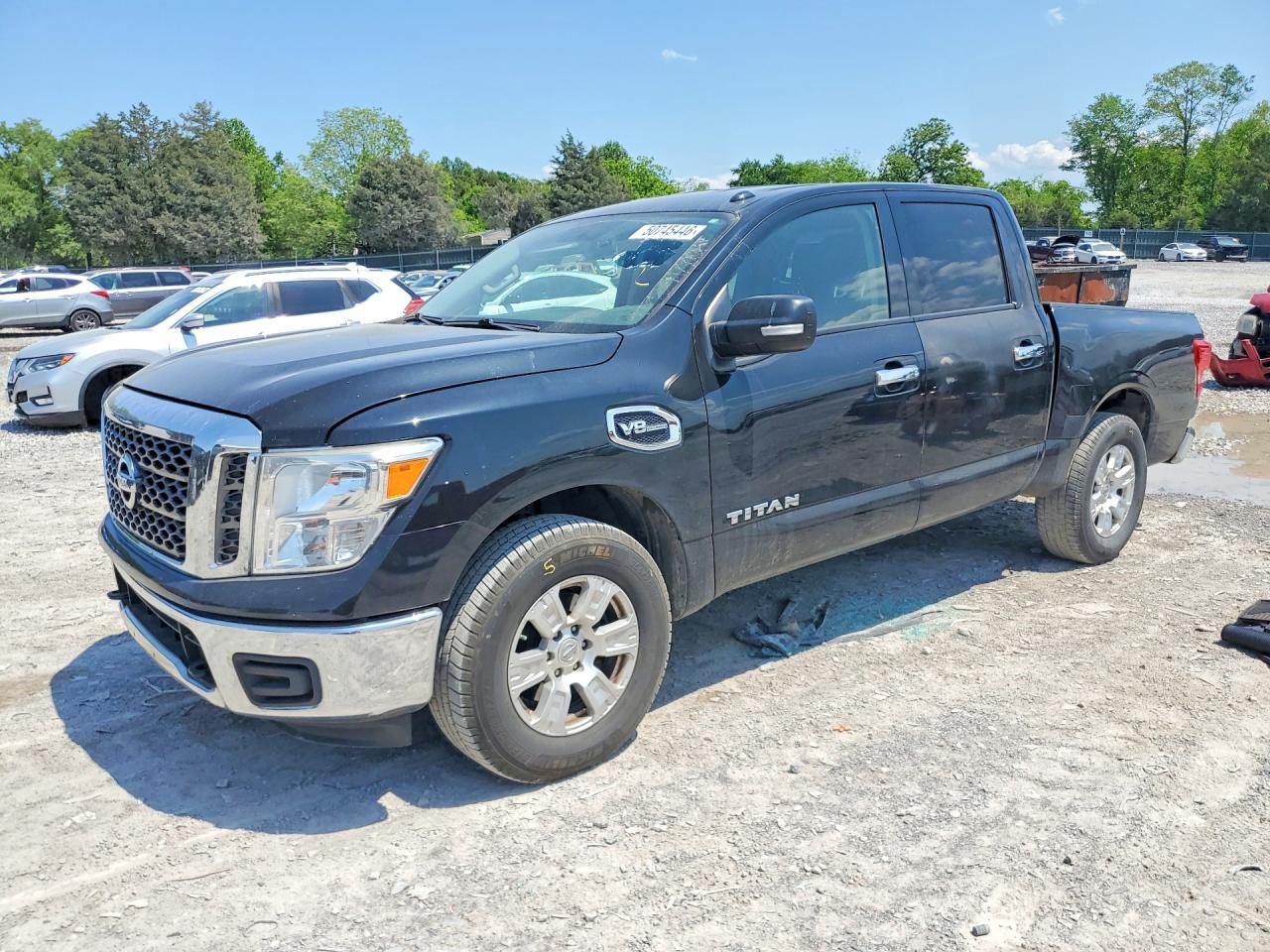 Salvage Nissan Titan Image