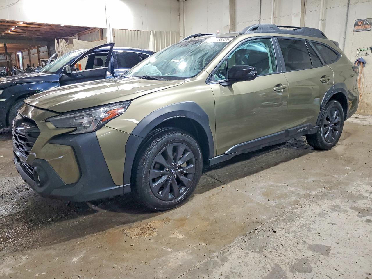 Salvage Subaru Outback Image