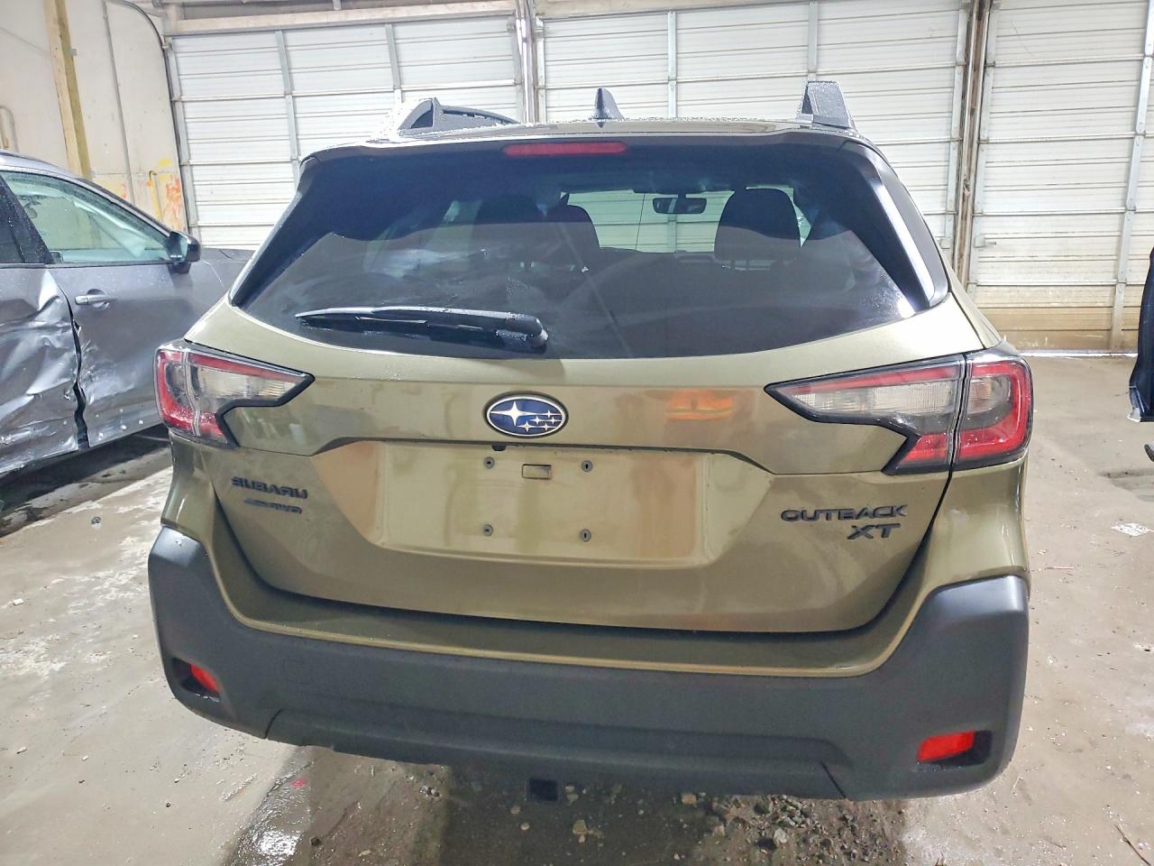 Subaru Outback Onyx Edition Xt