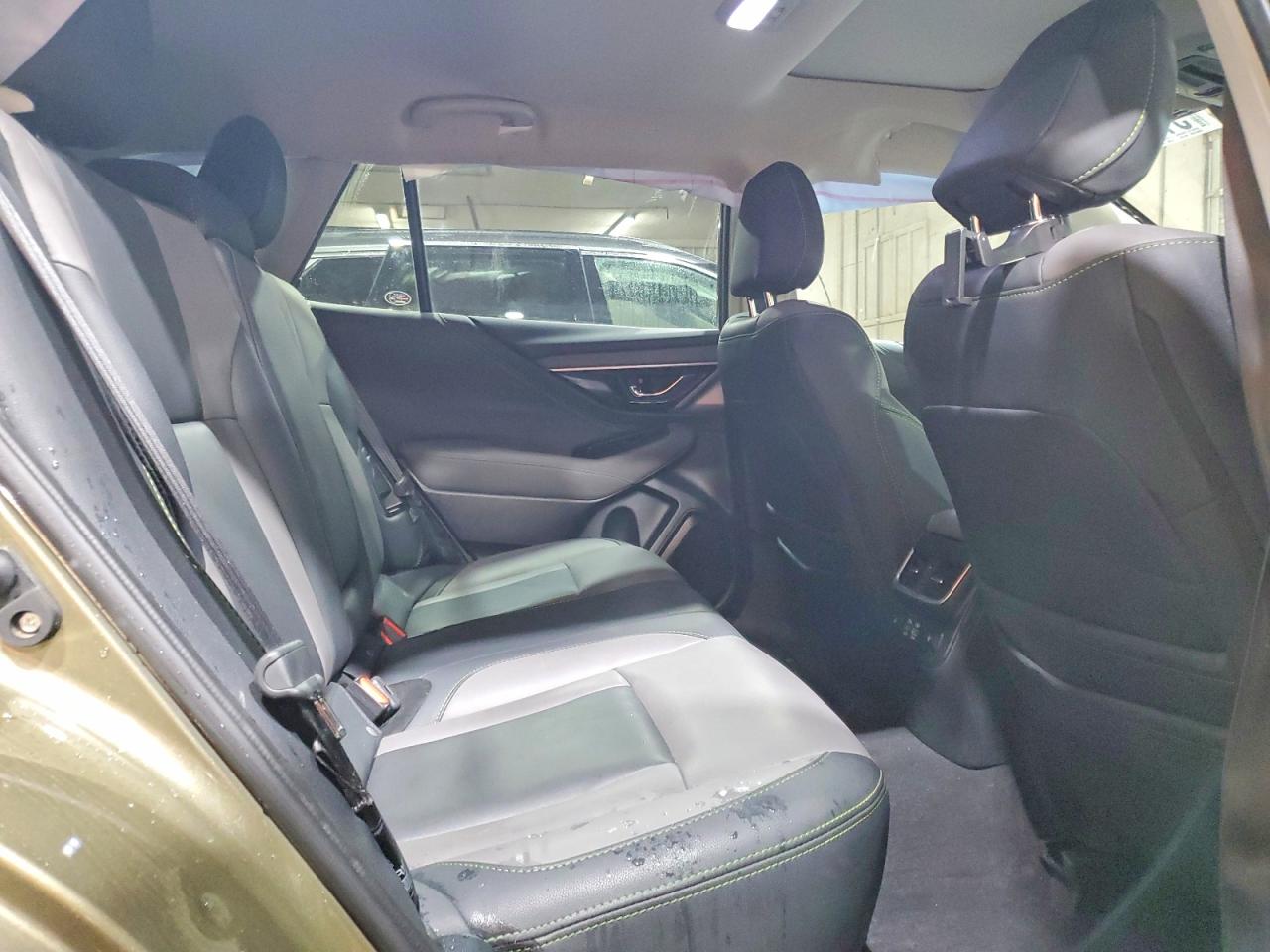 Subaru Outback Onyx Edition Xt