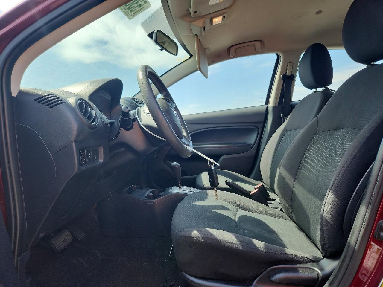 Mitsubishi Mirage G4 Es