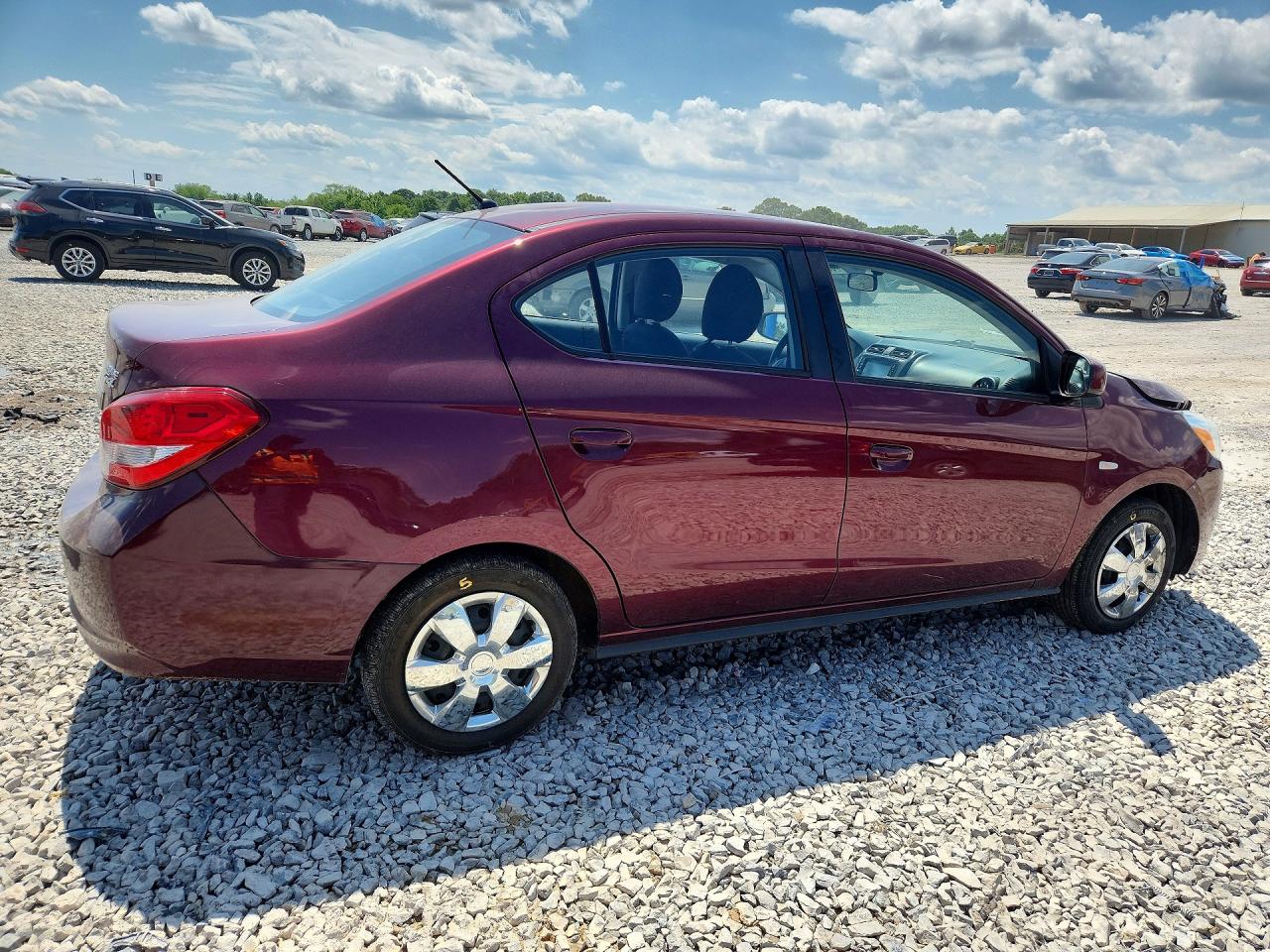 Mitsubishi Mirage G4 Es