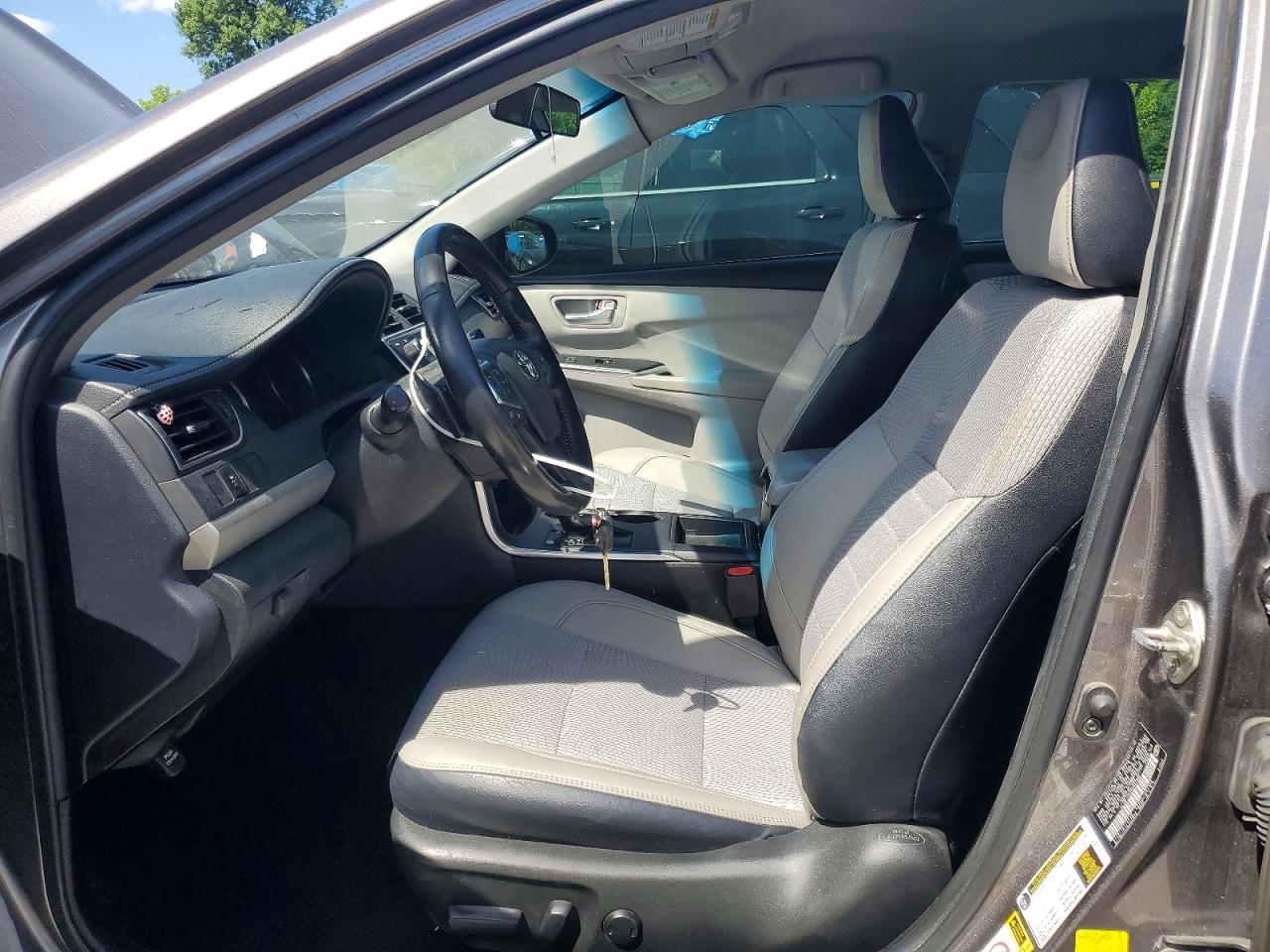 Toyota Camry Se