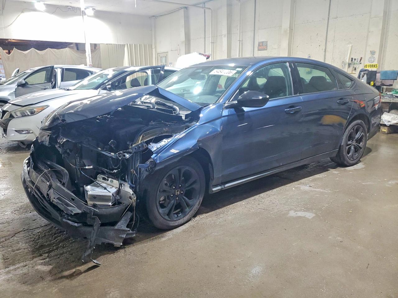 Salvage Honda Accord Image