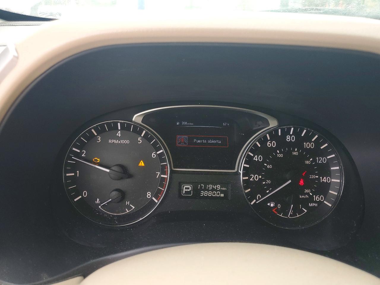 Nissan Pathfinder S