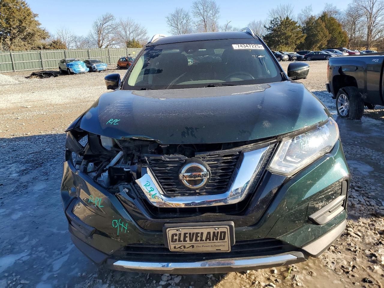 Nissan Rogue S