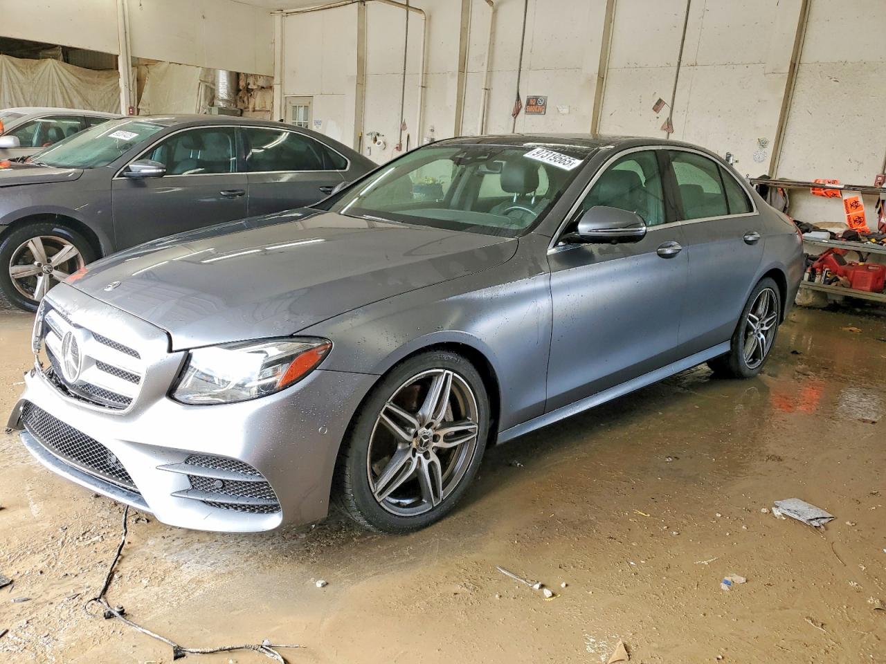 Salvage Mercedes-Benz E-Class Image