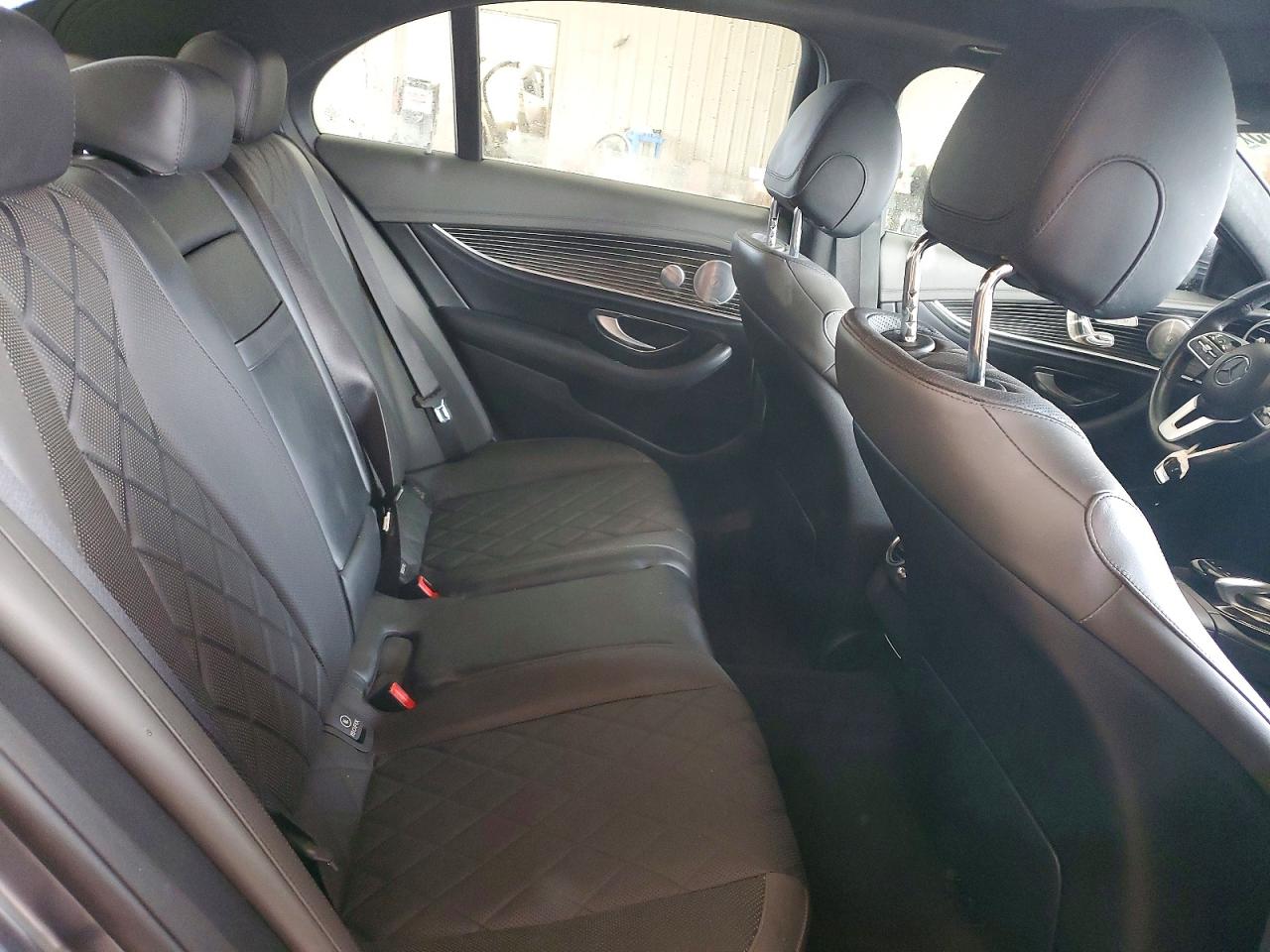 Mercedes-Benz E-Class 300d