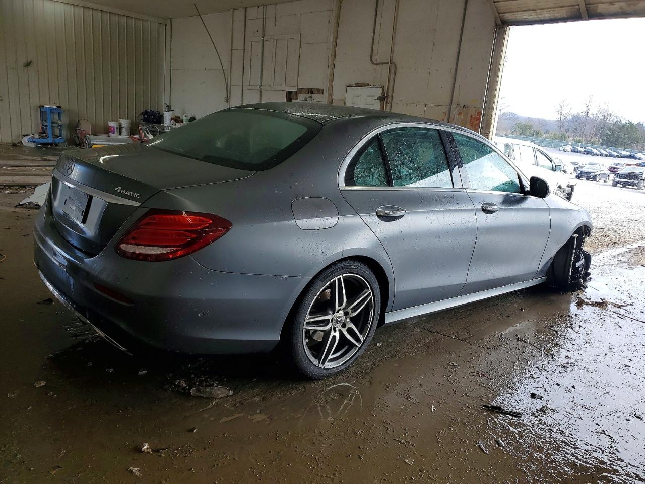 Mercedes-Benz E-Class 300d