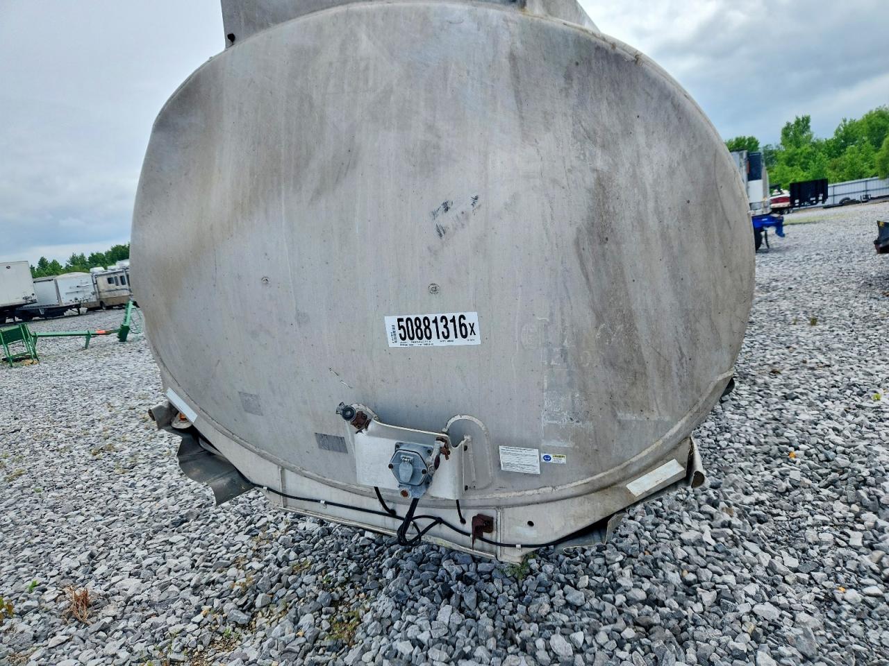 Fruehauf Trailer Tanker