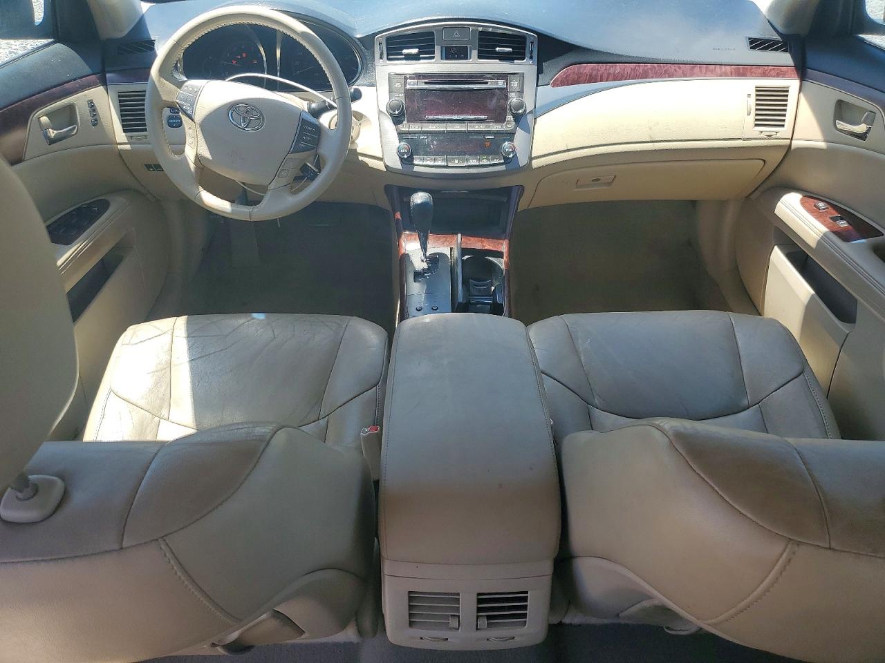 Toyota Avalon Base