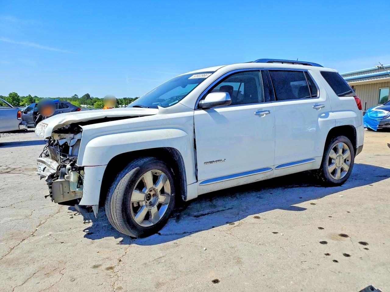 Salvage GMC Terrain Image