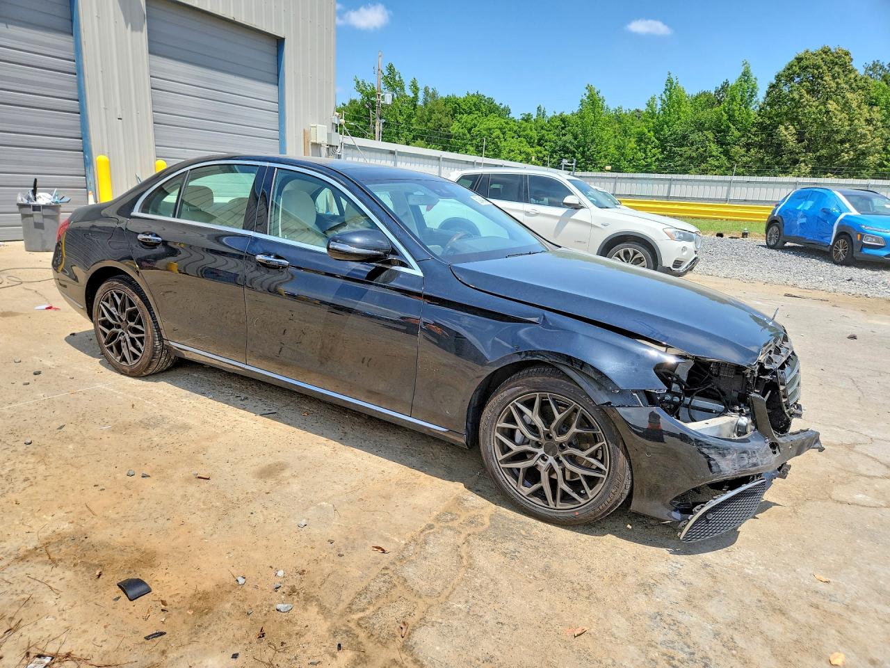 Mercedes-Benz E-Class 300