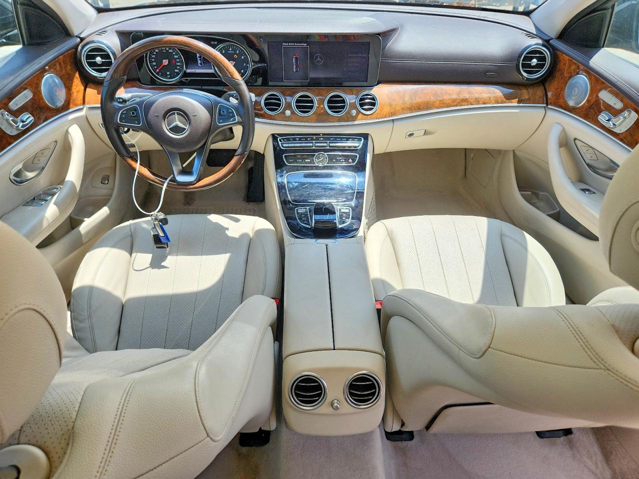 Mercedes-Benz E-Class 300