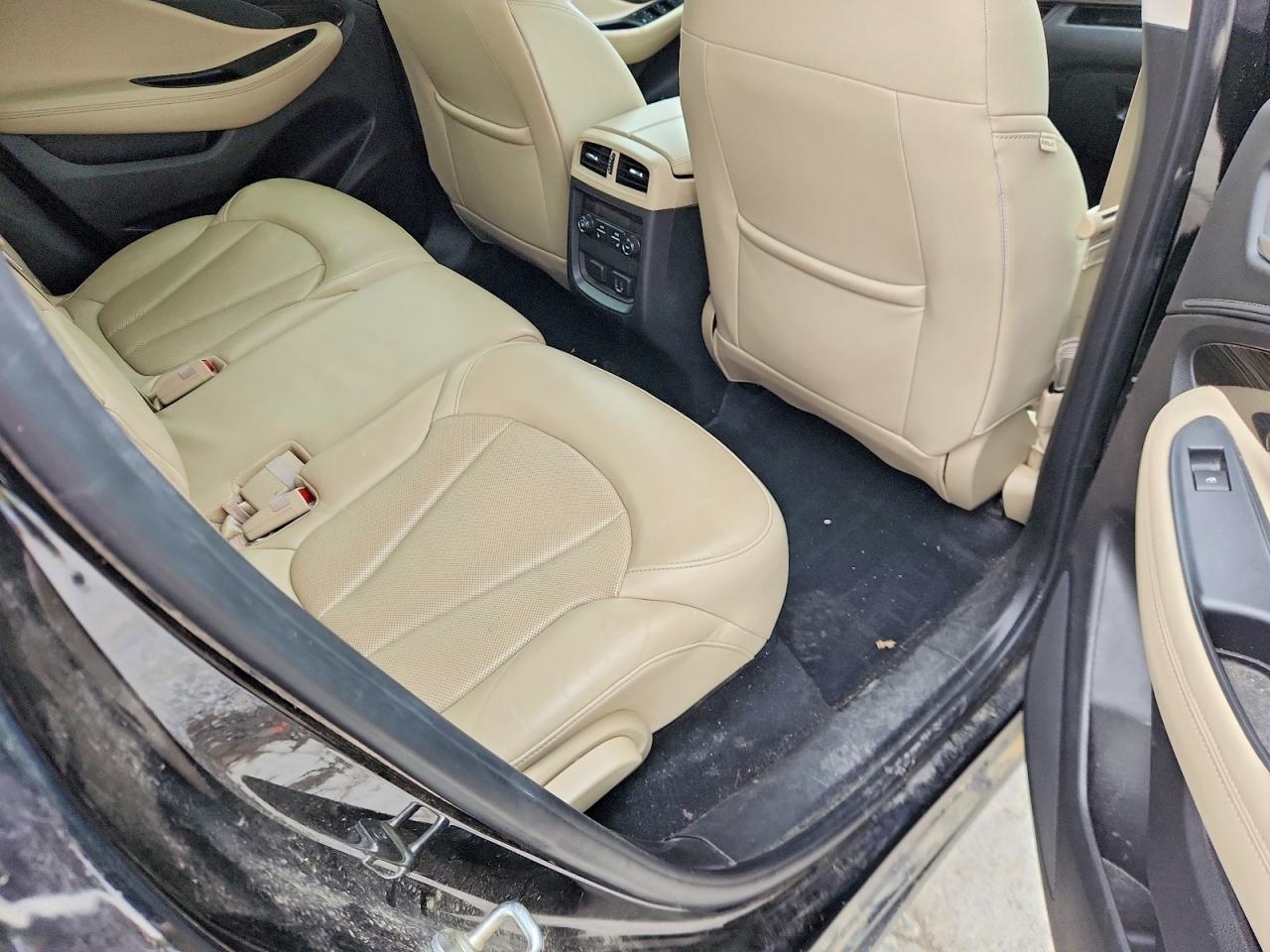 Buick Envision Essence