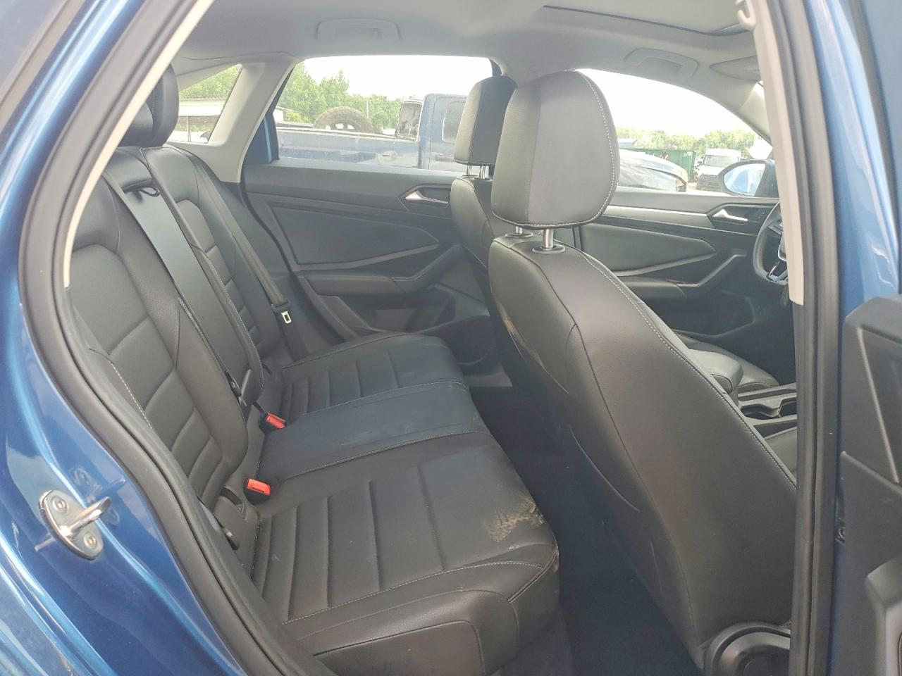 Volkswagen Jetta S