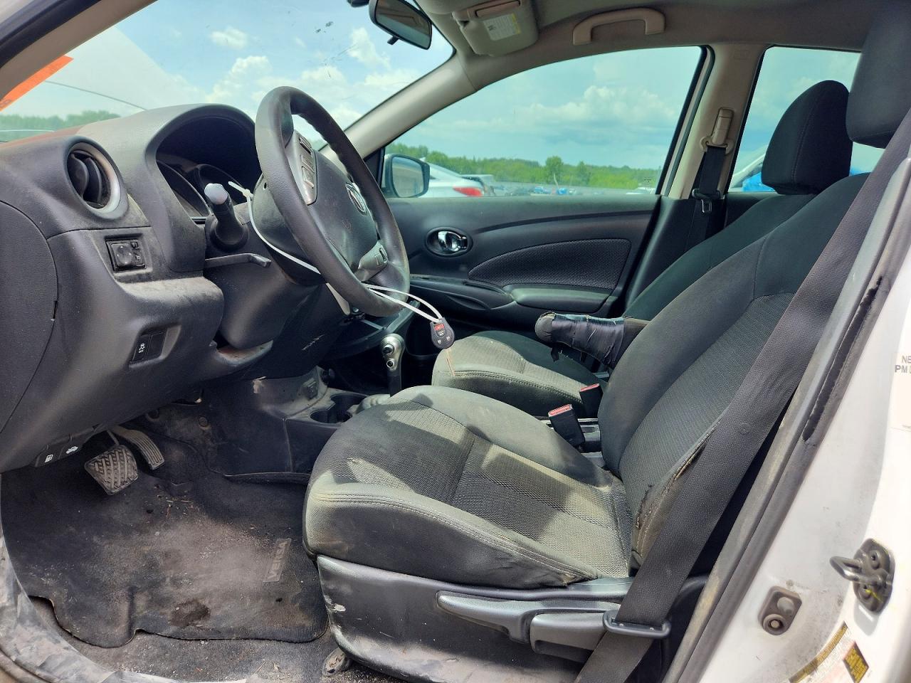 Nissan Versa Sv