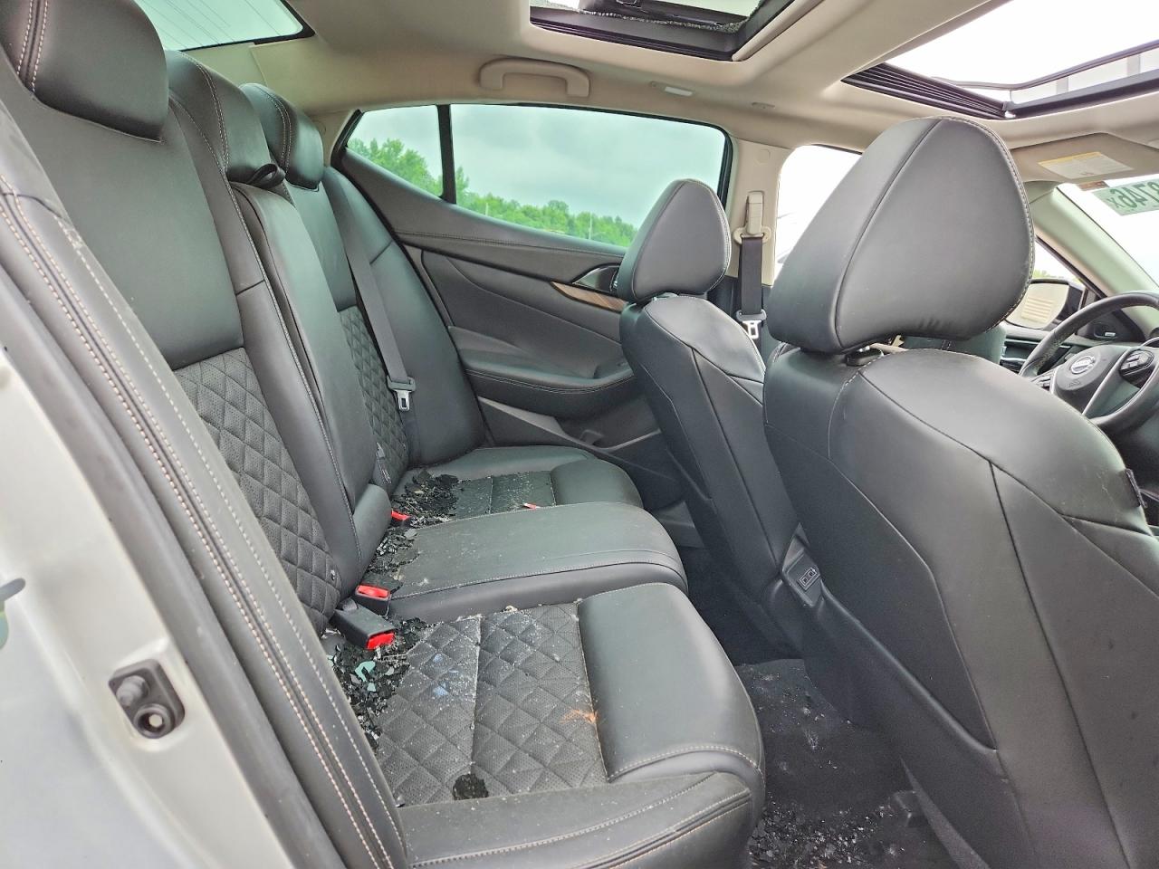 Nissan Maxima Platinum