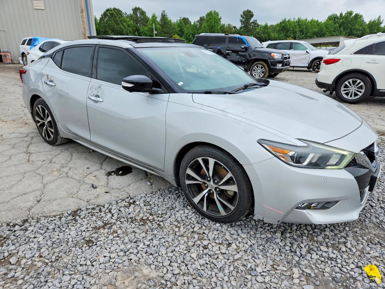 Nissan Maxima Platinum