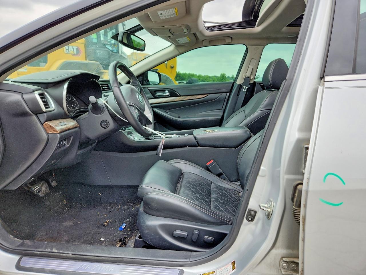 Nissan Maxima Platinum