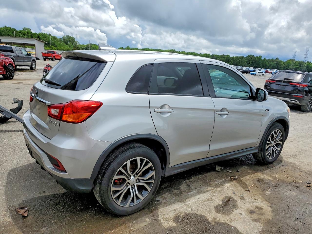 Mitsubishi Outlander Es