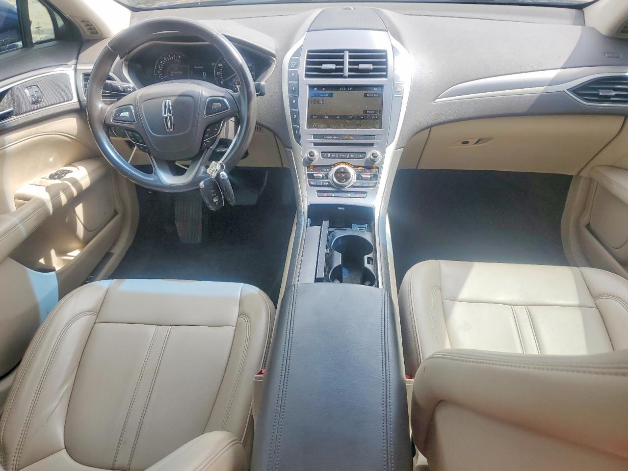Lincoln MKZ Premiere