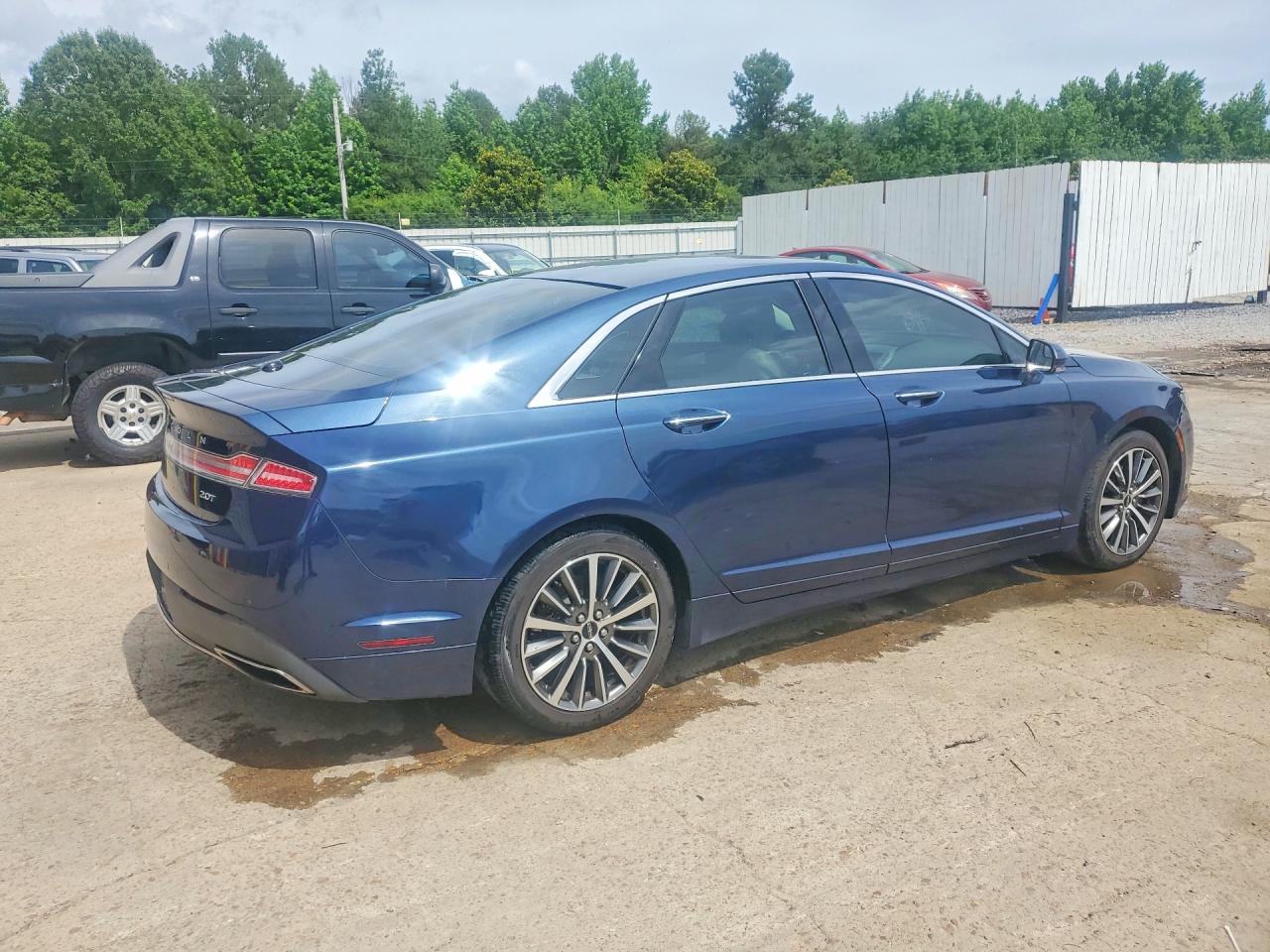 Lincoln MKZ Premiere