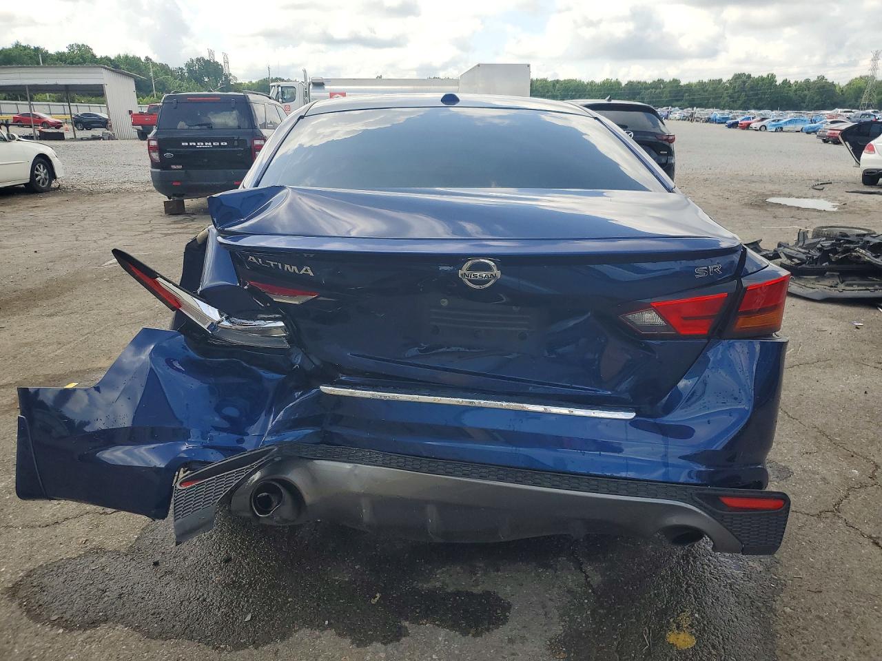 Nissan Altima Sr
