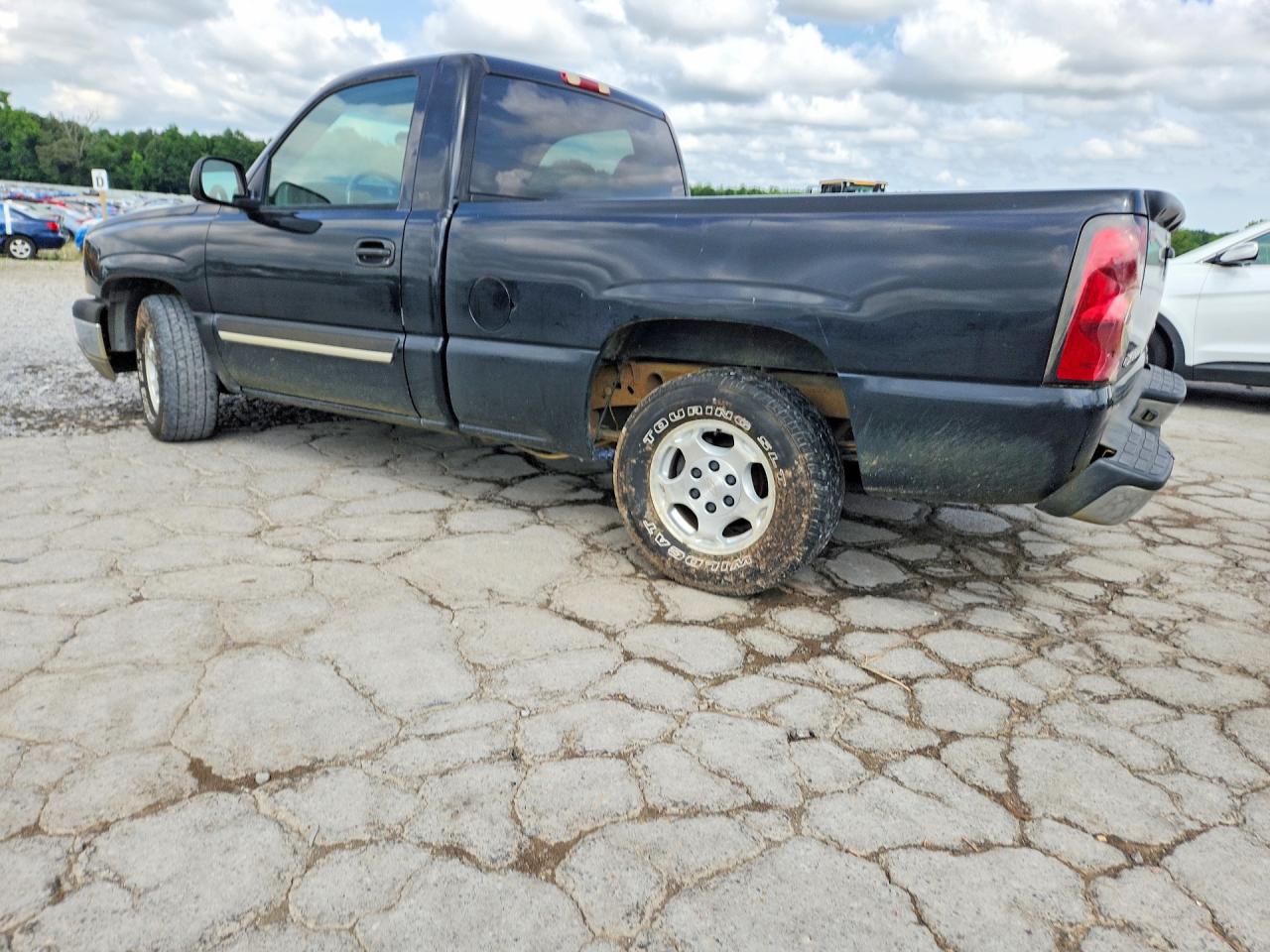 Chevrolet Silverado C1500