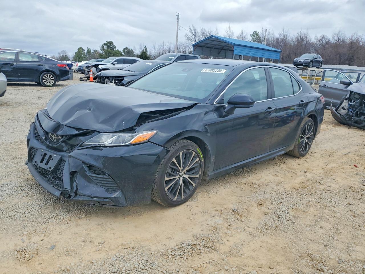 Salvage Toyota Camry Image