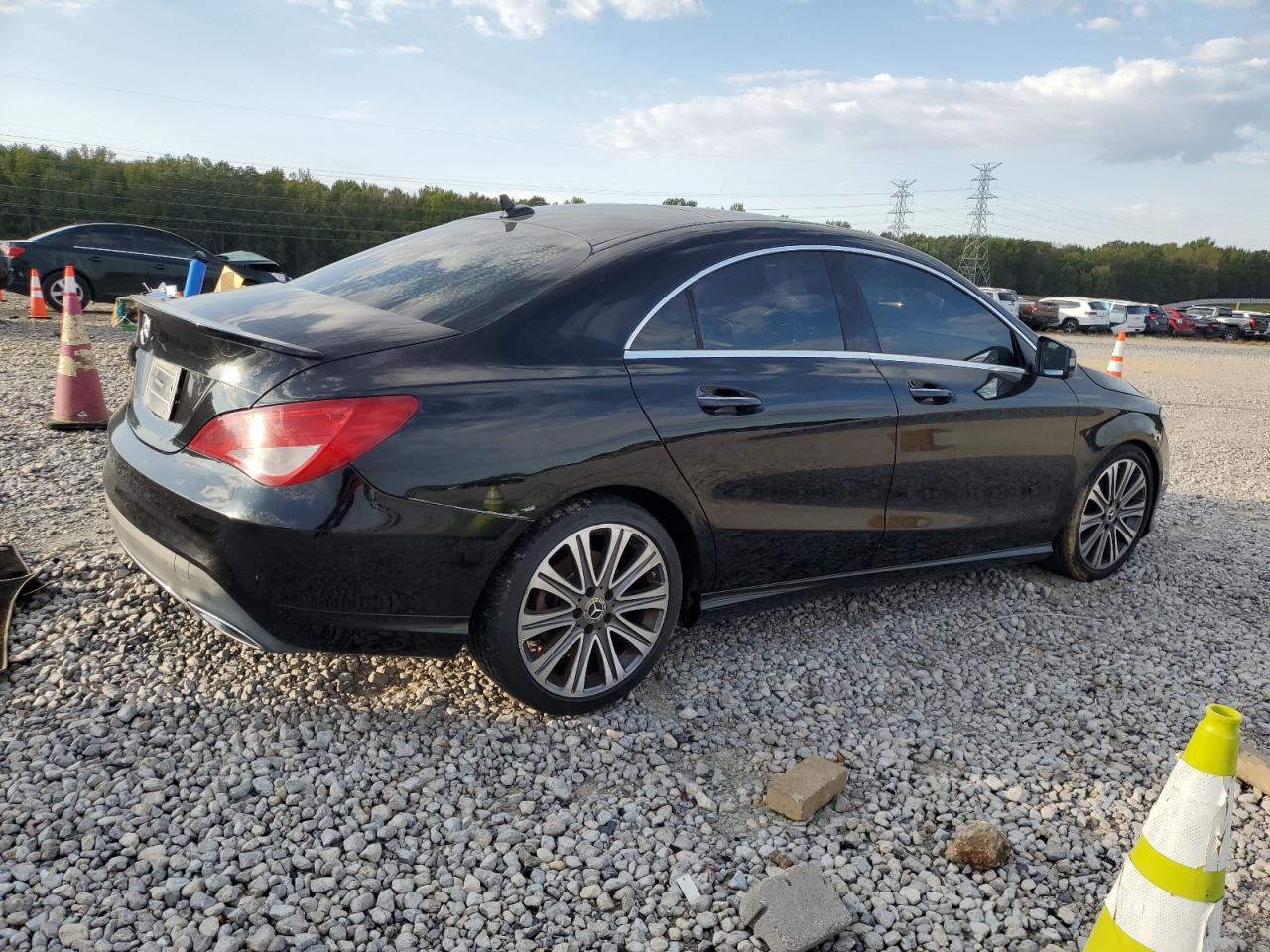 Mercedes-Benz Cla-class 250