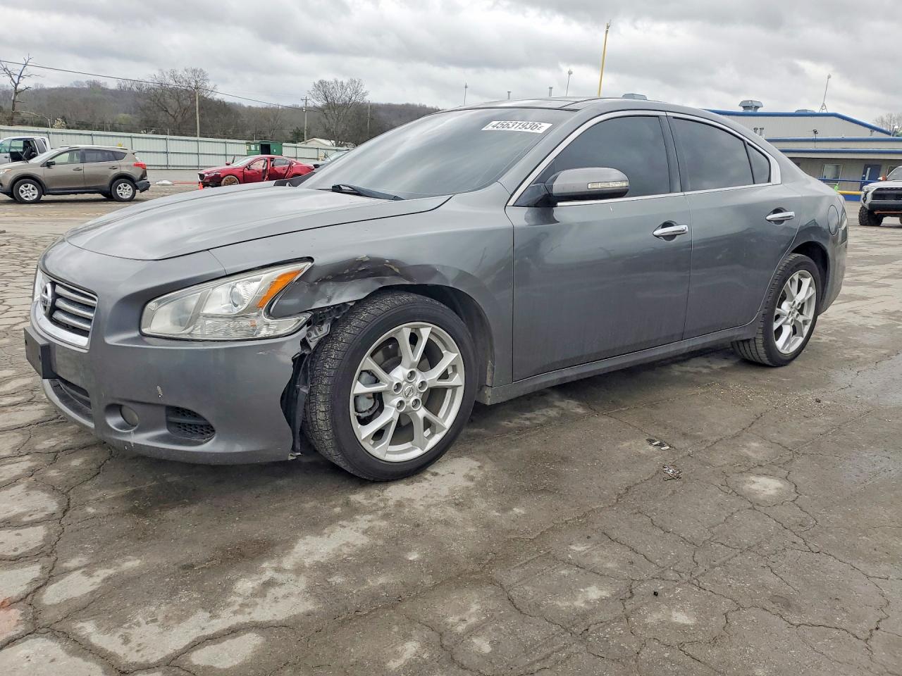 Salvage Nissan Maxima Image
