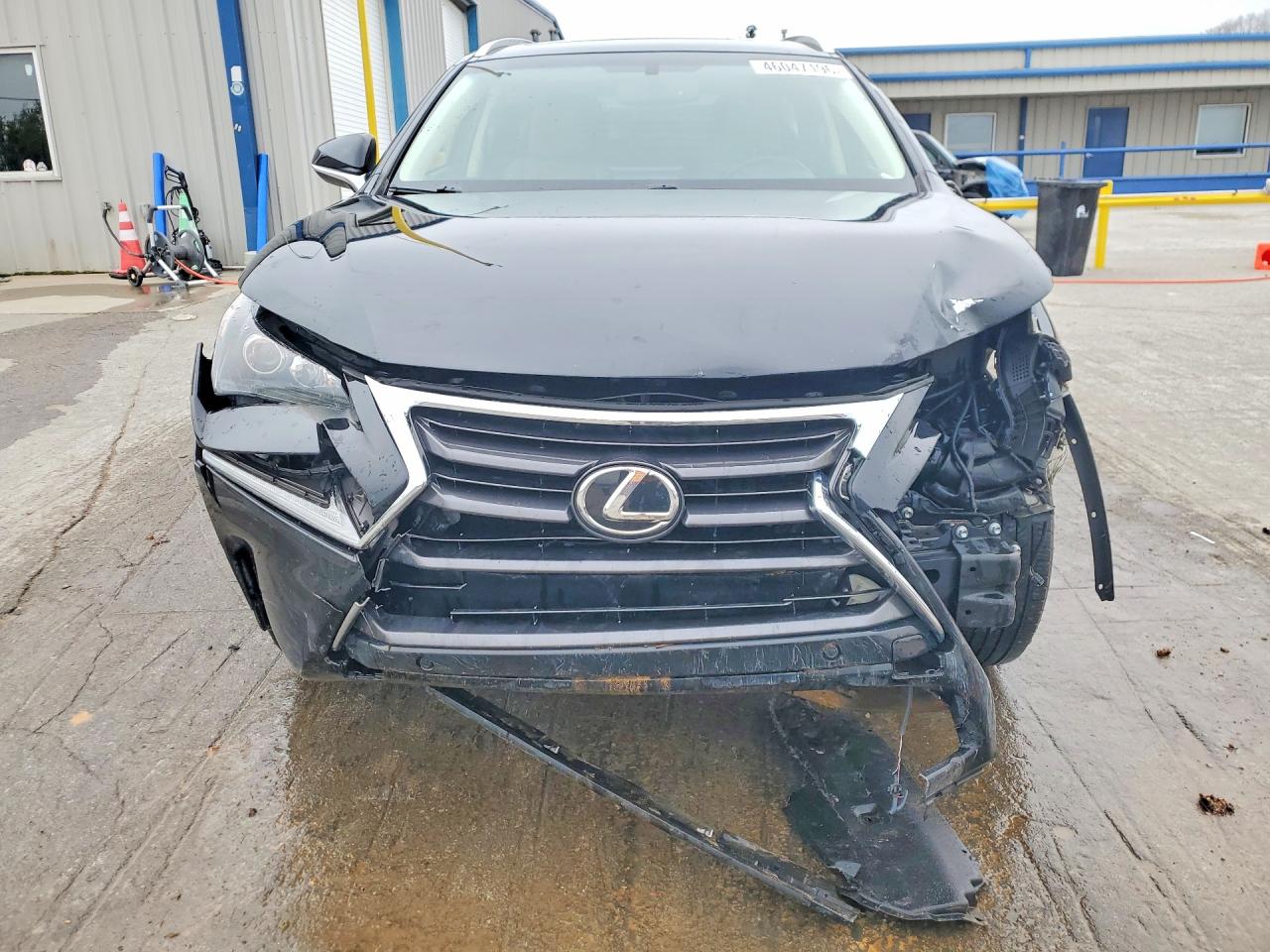 Lexus NX Base