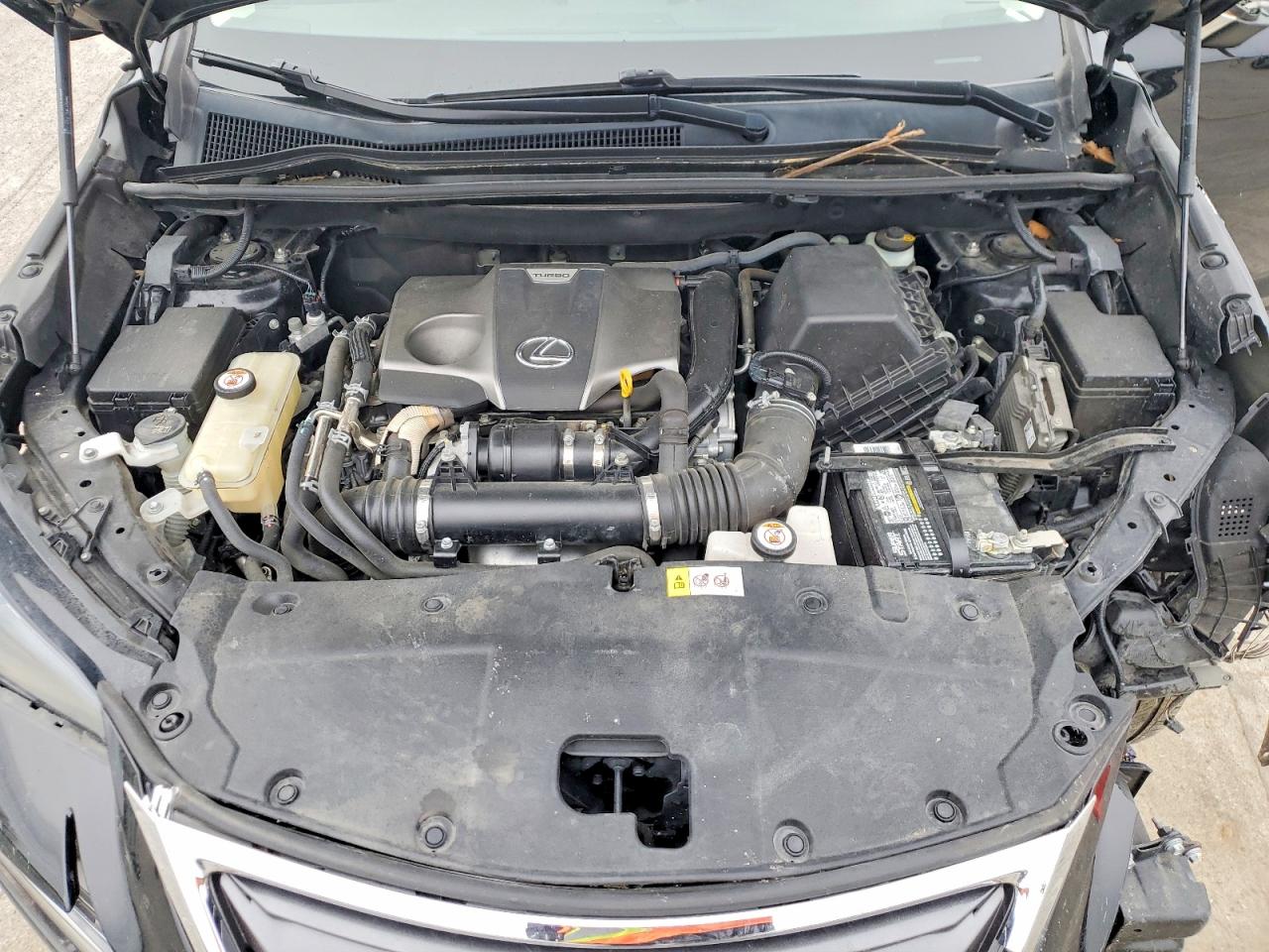 Lexus NX Base